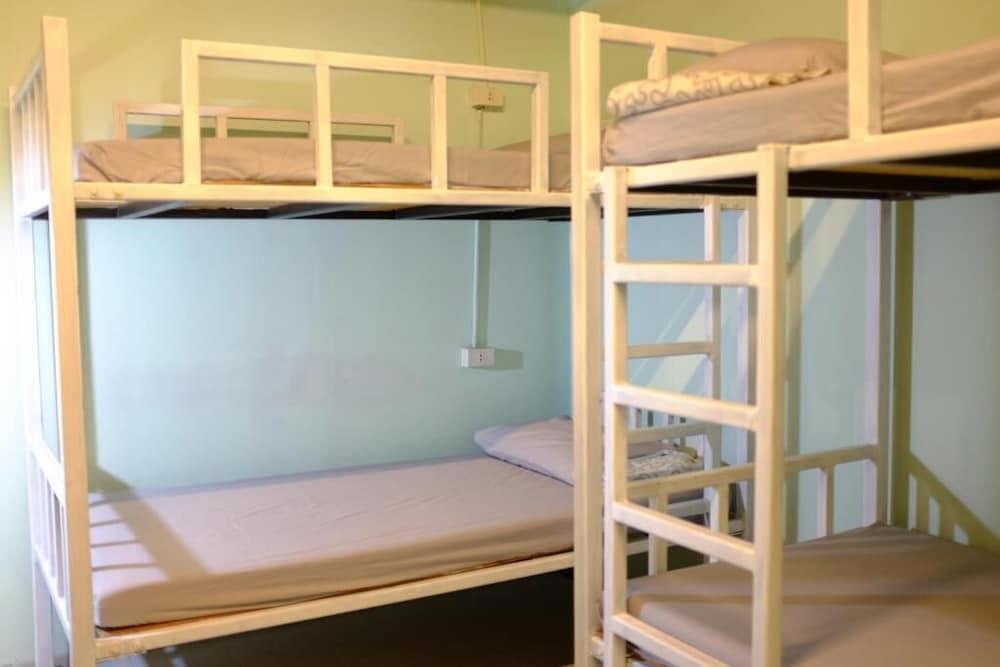 The Mixx Hostel Bangkok Exterior photo