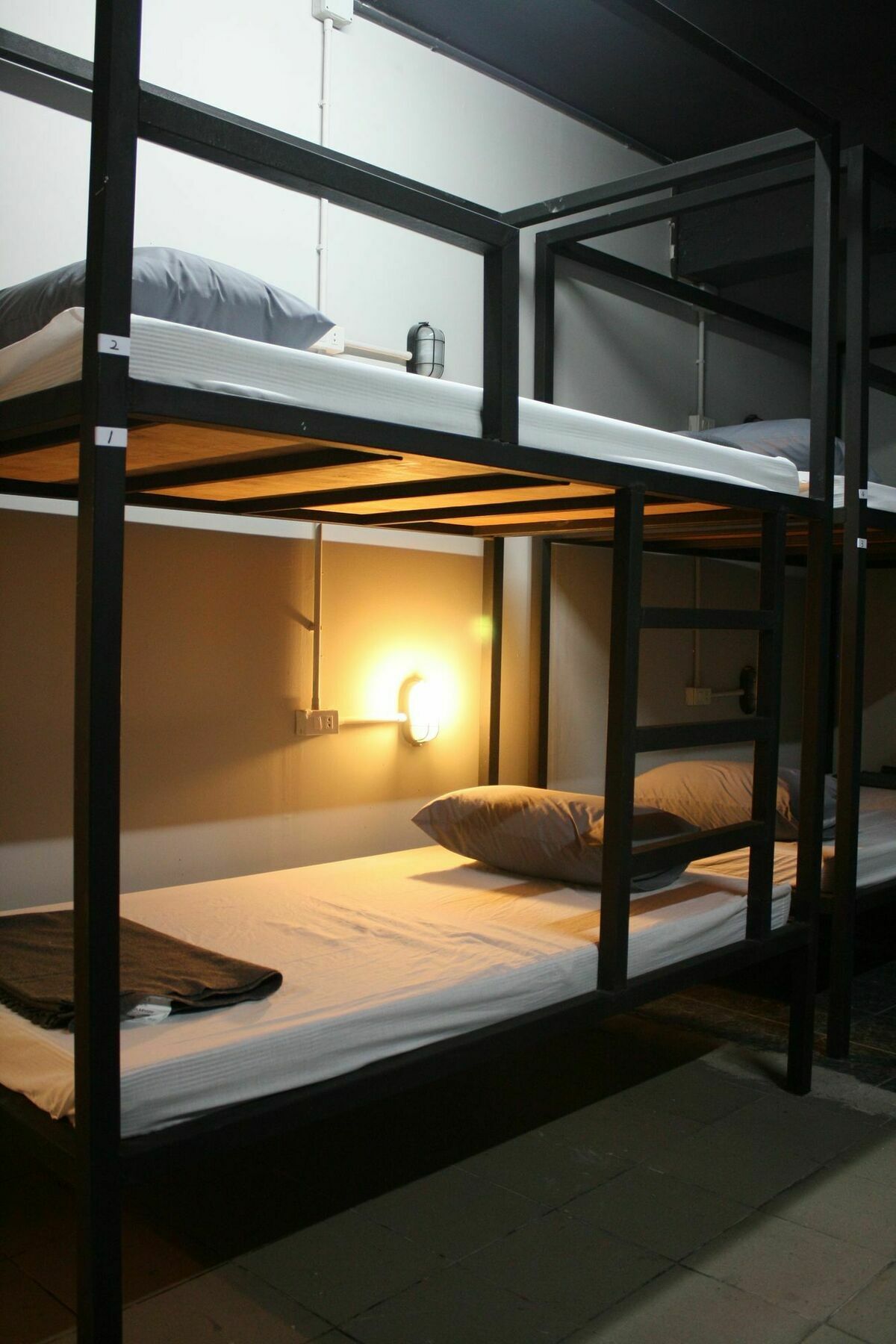 The Mixx Hostel Bangkok Exterior photo